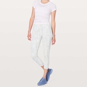 Lululemon Time To Sweat Crop *23" leggings size 4
